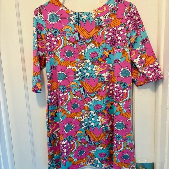 Blue Platypus Floral Tunic/Mini Dress with Pockets - Picture 2 of 3